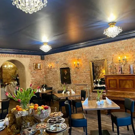 Baron Boutique Hotel 3*